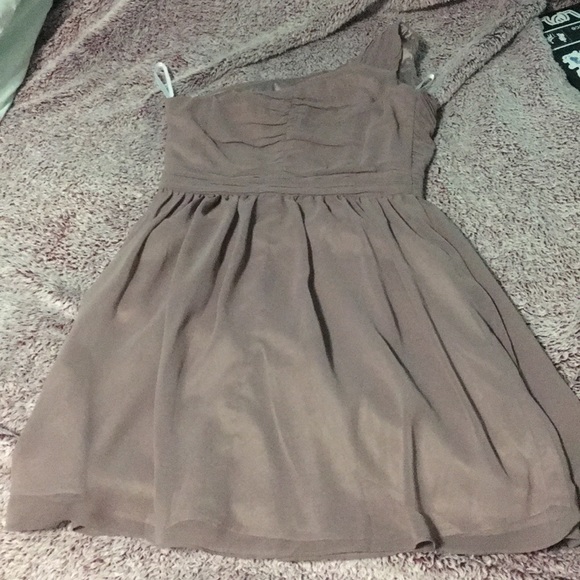 One shoulder dress - Picture 2 of 3